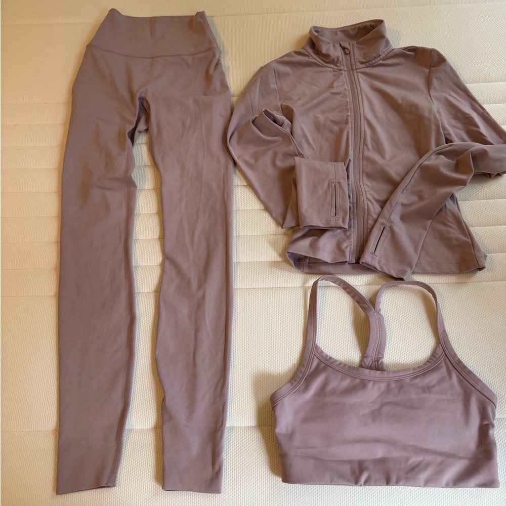 Mauve Activewear Set - Jacket, Leggings & Sports Bra